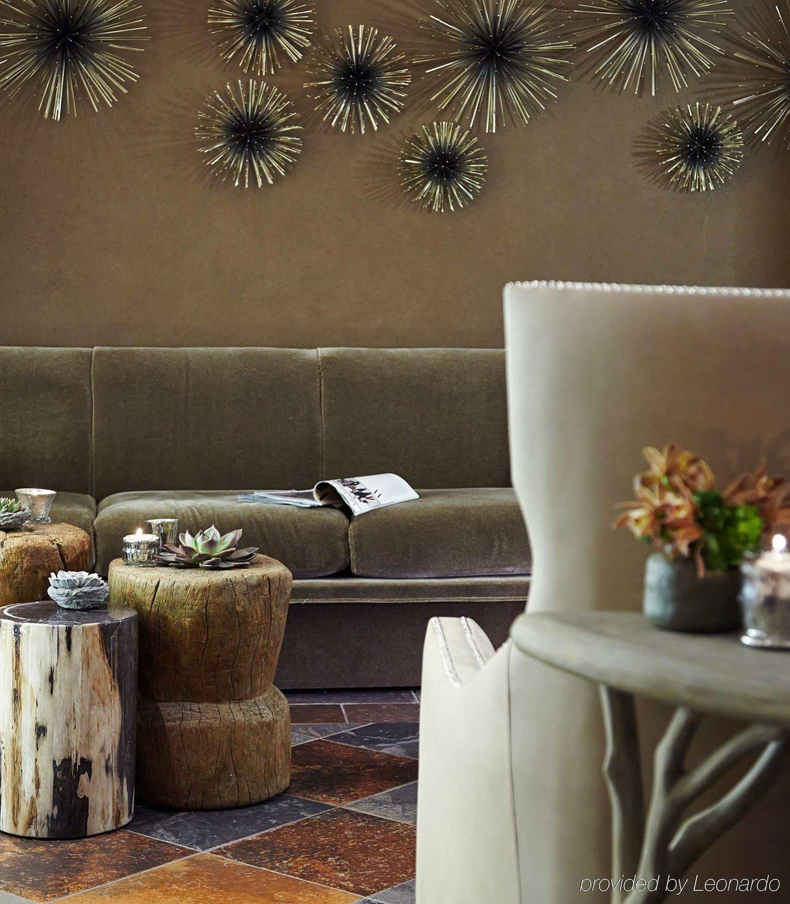 The Del Monte Lodge Renaissance Rochester Hotel & Spa Bagian luar foto